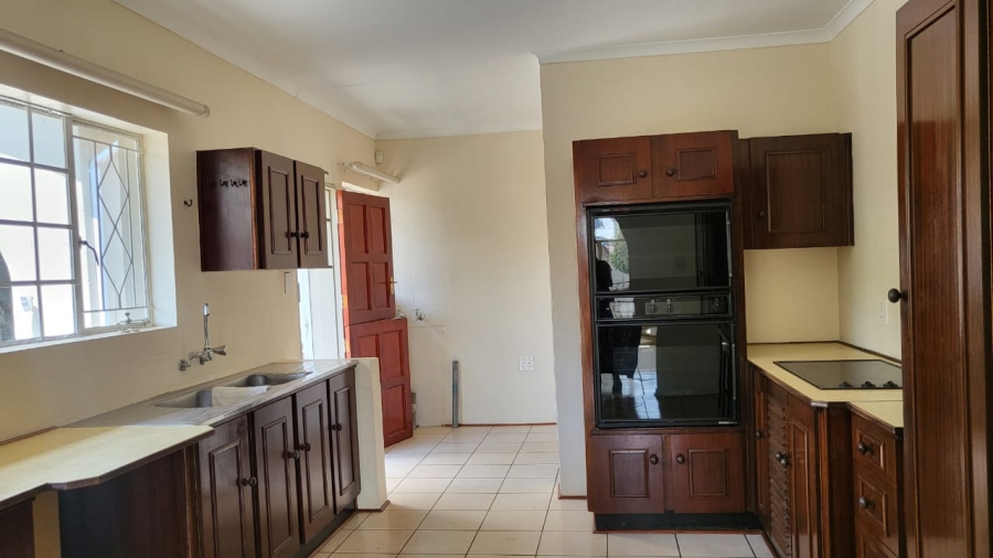 3 Bedroom Property for Sale in Helderkruin Gauteng