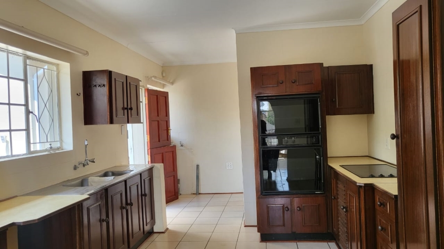 3 Bedroom Property for Sale in Helderkruin Gauteng