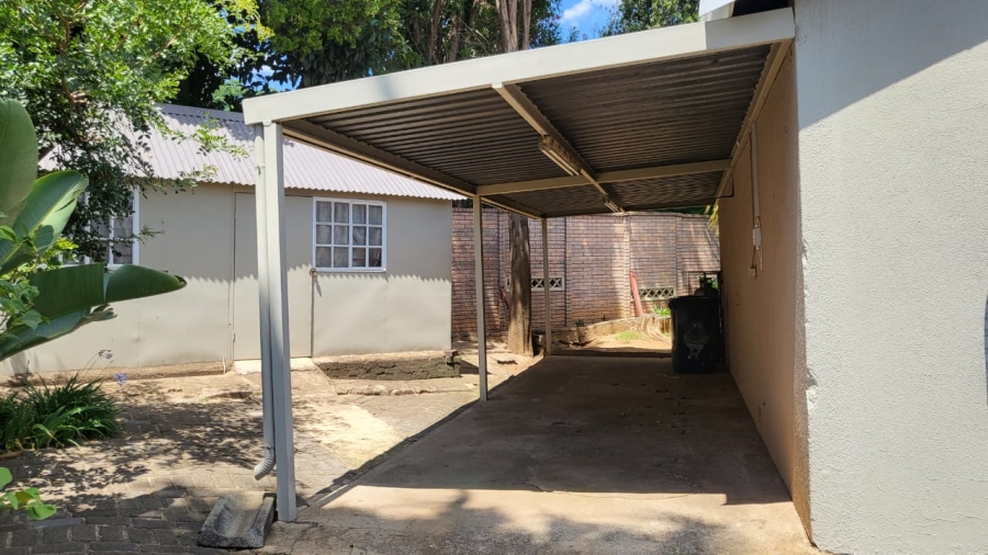 3 Bedroom Property for Sale in Helderkruin Gauteng