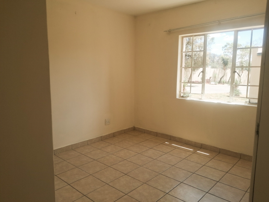 To Let 2 Bedroom Property for Rent in North Riding AH Gauteng