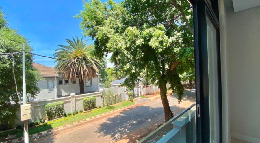 1 Bedroom Property for Sale in Houghton Estate Gauteng