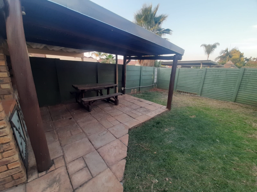 To Let 3 Bedroom Property for Rent in Montana Gauteng