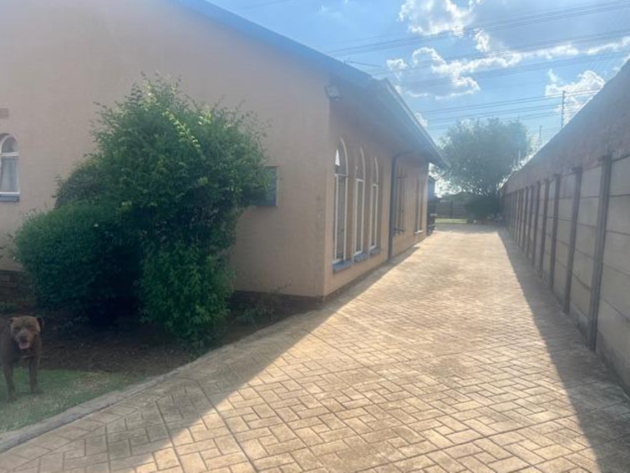 3 Bedroom Property for Sale in Mayberry Park Gauteng