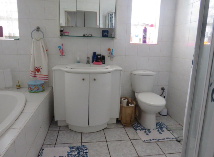 3 Bedroom Property for Sale in Mayberry Park Gauteng