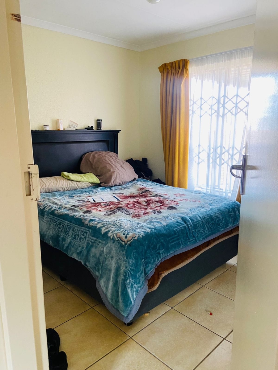 2 Bedroom Property for Sale in Cosmo City Gauteng