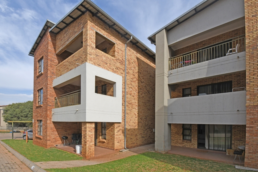 2 Bedroom Property for Sale in Northwold Gauteng