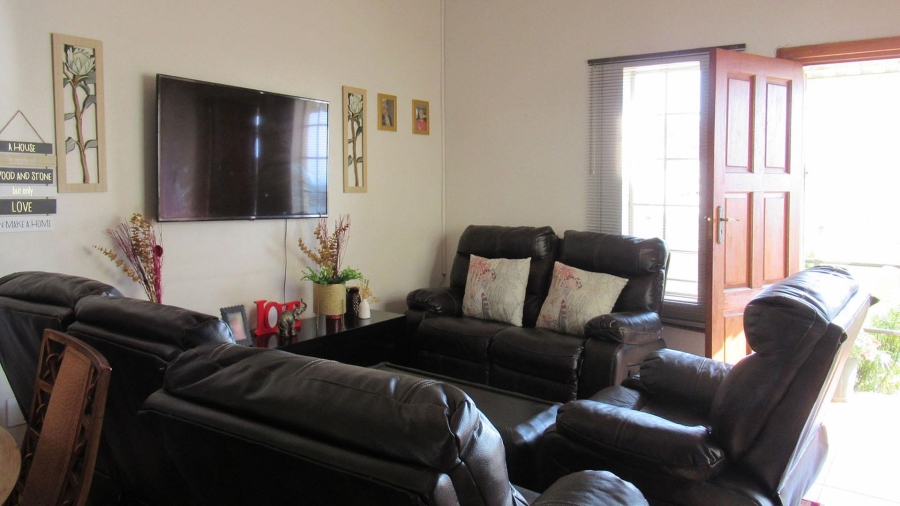 3 Bedroom Property for Sale in Radiokop Gauteng