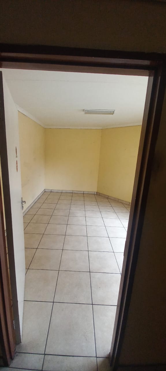 To Let commercial Property for Rent in Anderbolt Gauteng