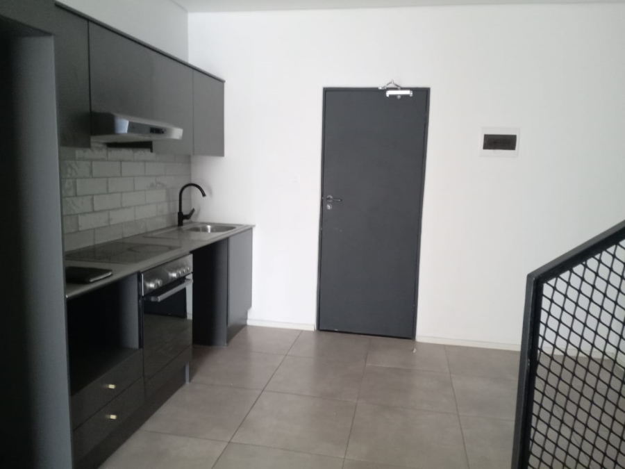 To Let 2 Bedroom Property for Rent in Sandown Gauteng