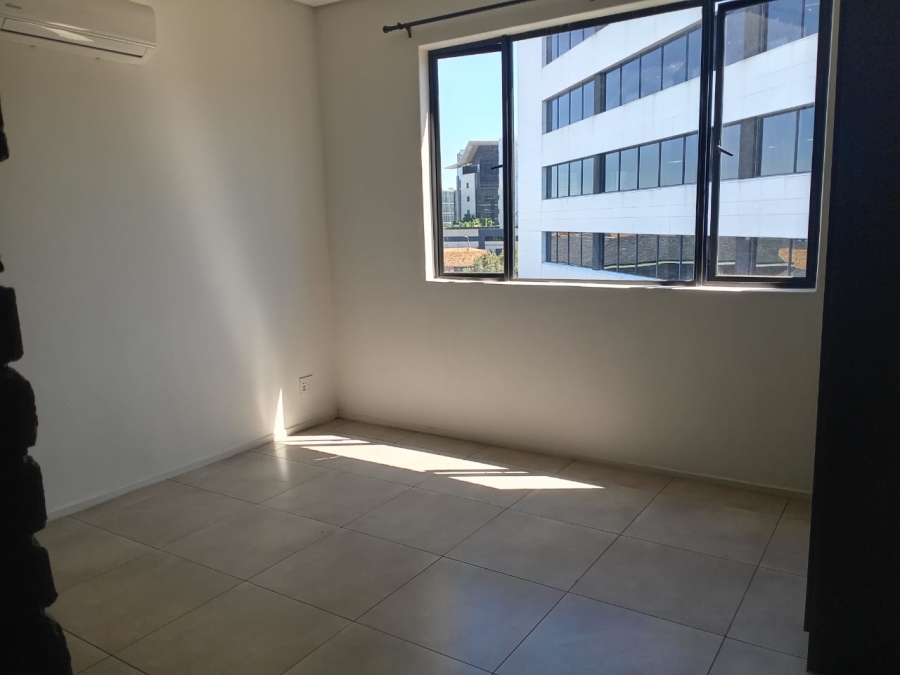 To Let 2 Bedroom Property for Rent in Sandown Gauteng