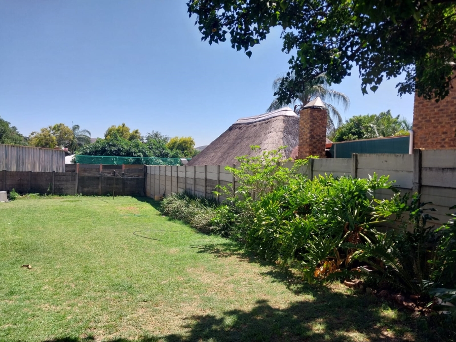 3 Bedroom Property for Sale in Pretoria Gardens Gauteng