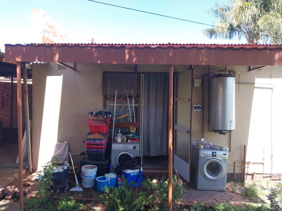 3 Bedroom Property for Sale in Pretoria Gardens Gauteng