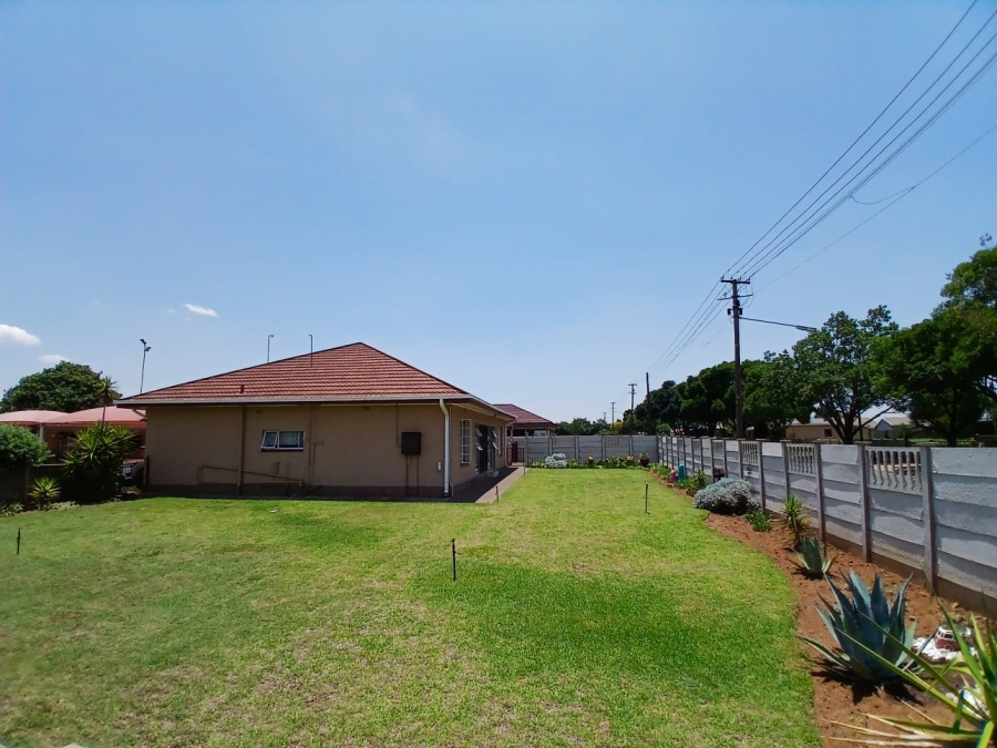 3 Bedroom Property for Sale in Riversdale Gauteng