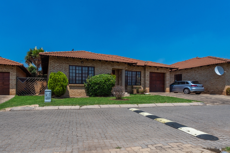 3 Bedroom Property for Sale in New Market Gauteng