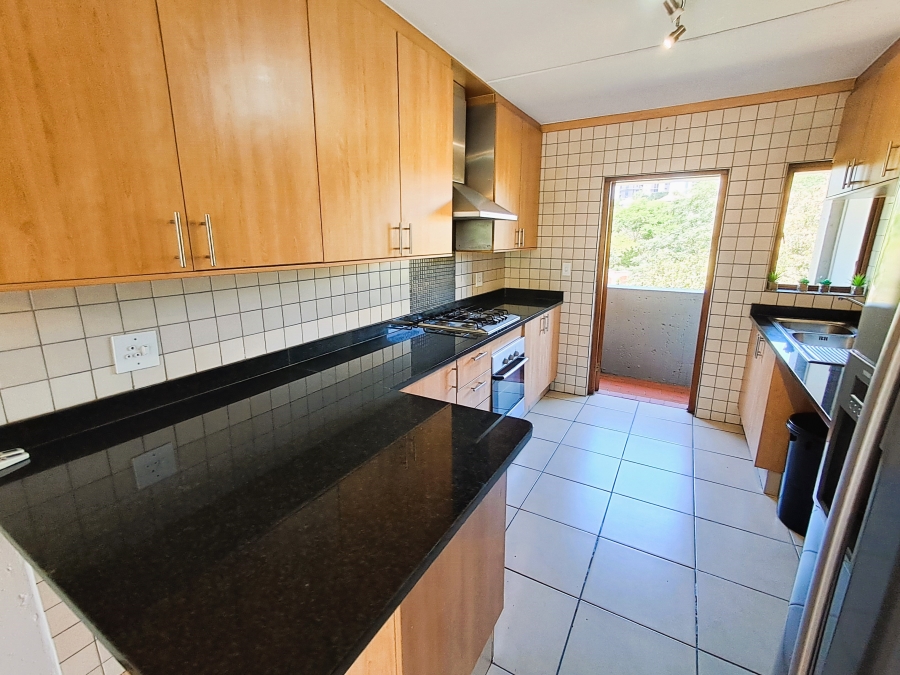 To Let 2 Bedroom Property for Rent in Benmore Gardens Gauteng