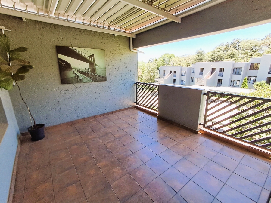 To Let 2 Bedroom Property for Rent in Benmore Gardens Gauteng