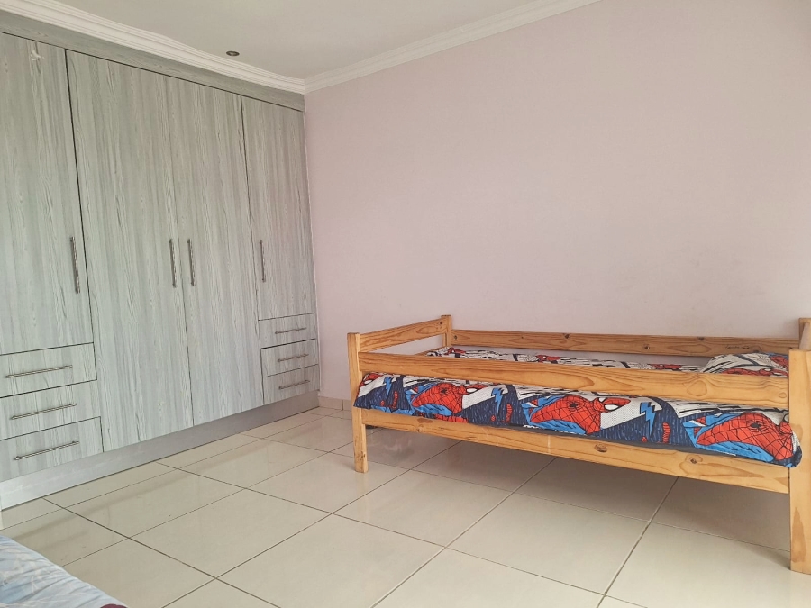 To Let 5 Bedroom Property for Rent in Brooklands Lifestyle Estate Gauteng