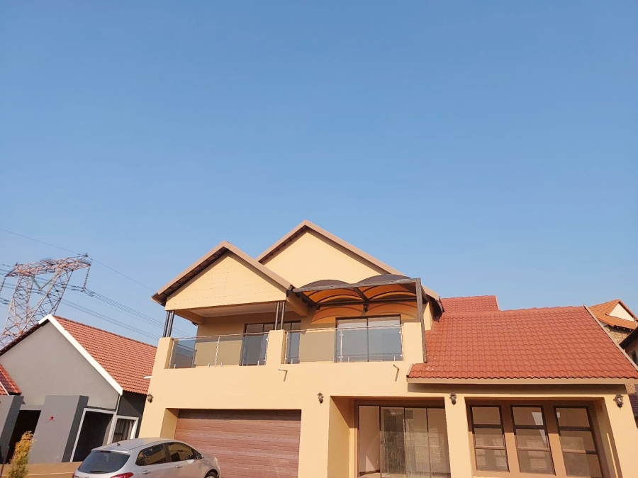 To Let 5 Bedroom Property for Rent in Brooklands Lifestyle Estate Gauteng