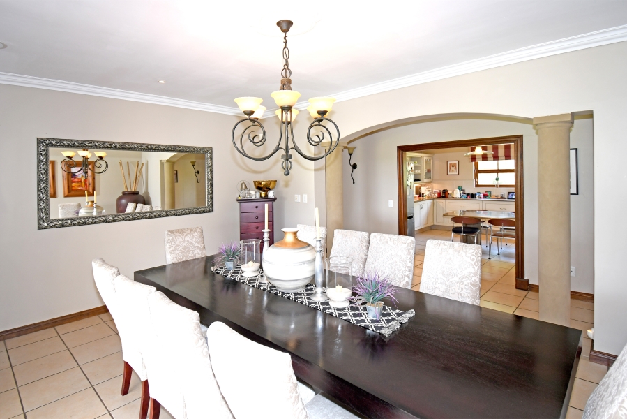 5 Bedroom Property for Sale in Blue Hills Country Estate Gauteng