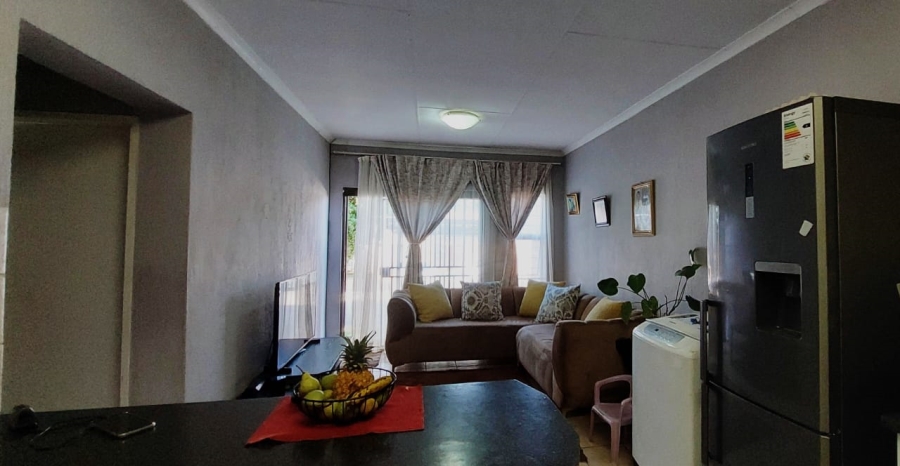 2 Bedroom Property for Sale in Georginia Gauteng