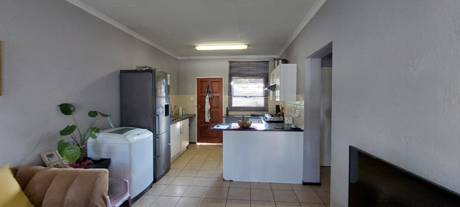 2 Bedroom Property for Sale in Georginia Gauteng