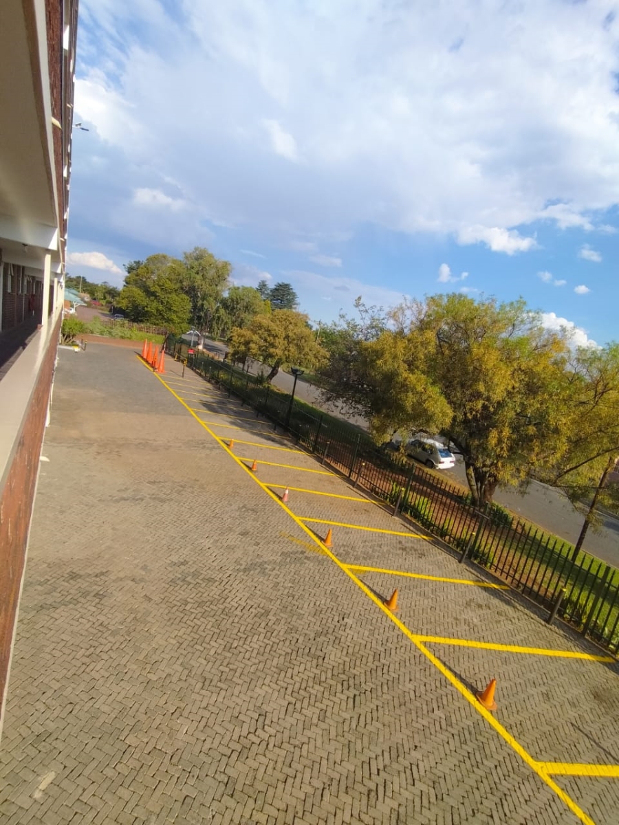 2 Bedroom Property for Sale in Horison Gauteng