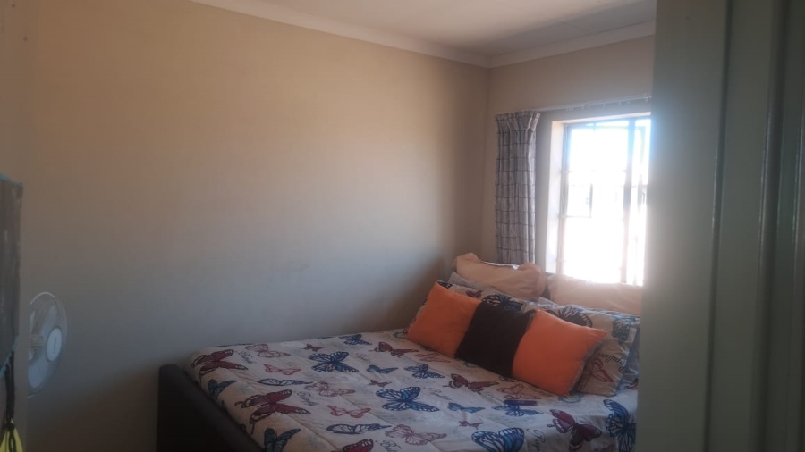 3 Bedroom Property for Sale in Annlin Gauteng