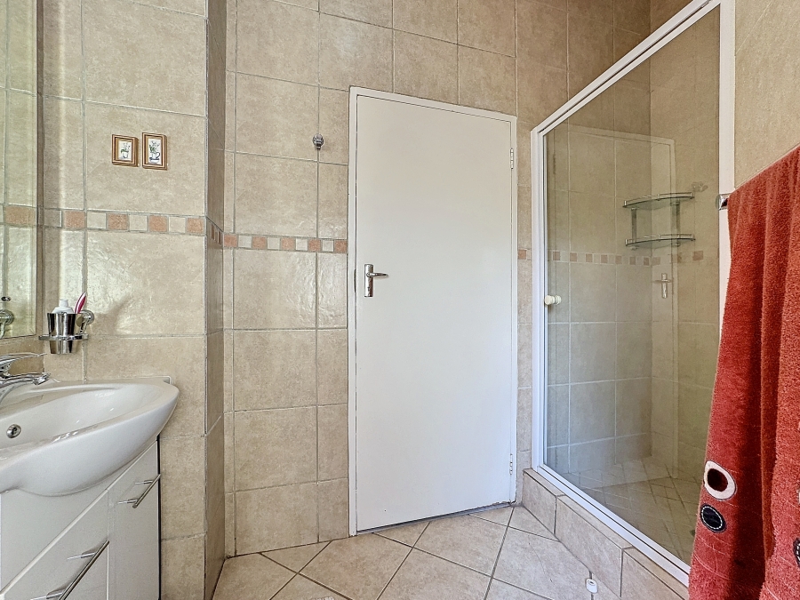 1 Bedroom Property for Sale in Hazeldean Gauteng