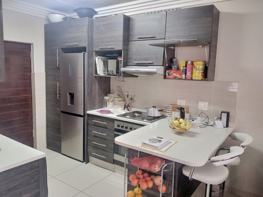 2 Bedroom Property for Sale in Eveleigh Gauteng