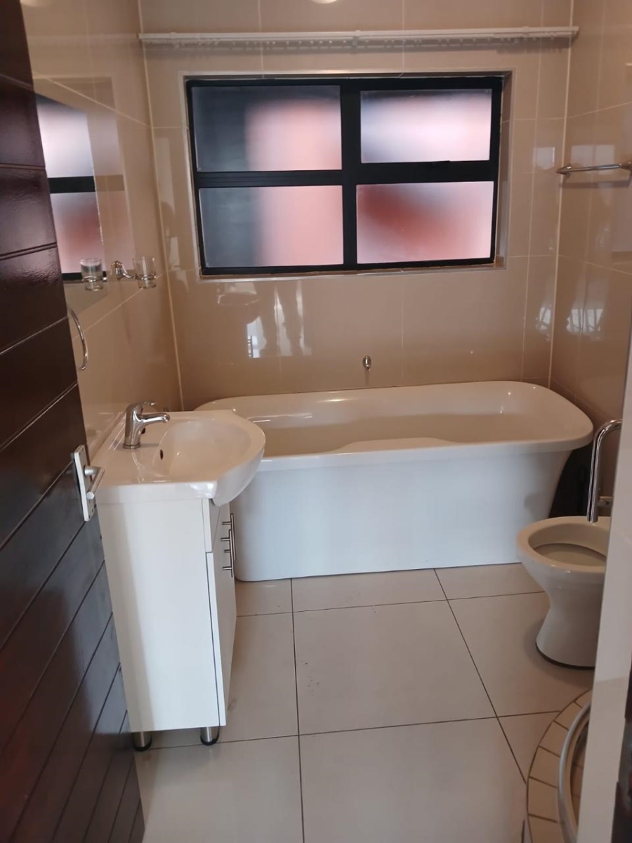 2 Bedroom Property for Sale in Eveleigh Gauteng