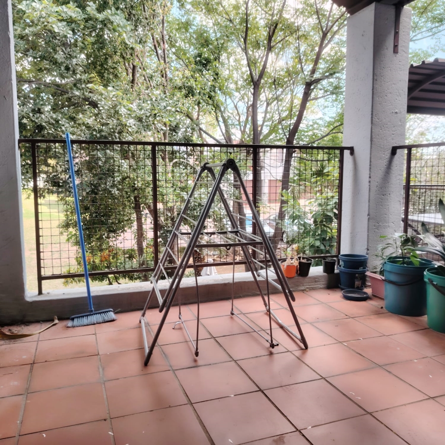 2 Bedroom Property for Sale in Vorna Valley Gauteng