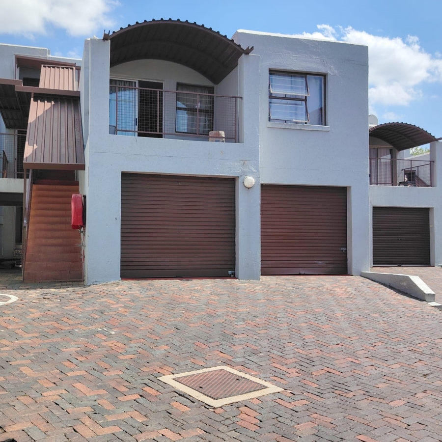 2 Bedroom Property for Sale in Vorna Valley Gauteng