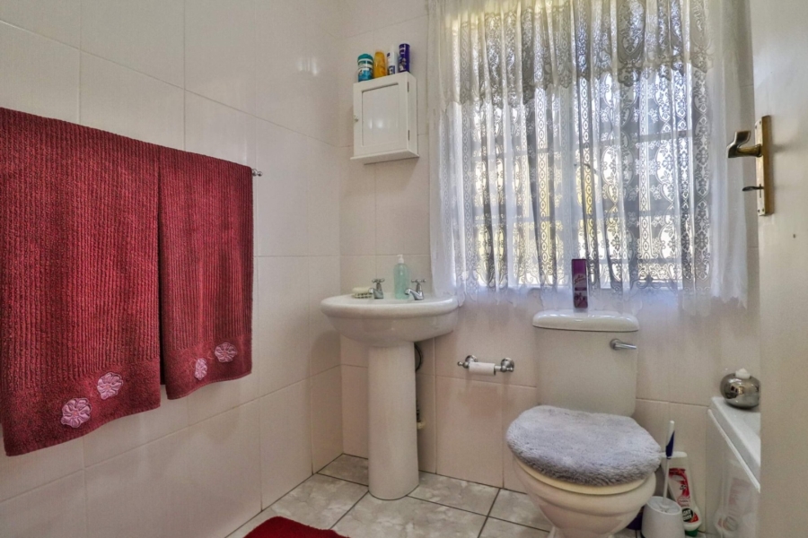 4 Bedroom Property for Sale in Atlasville Gauteng