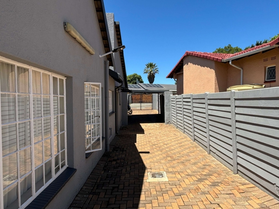 4 Bedroom Property for Sale in Atlasville Gauteng