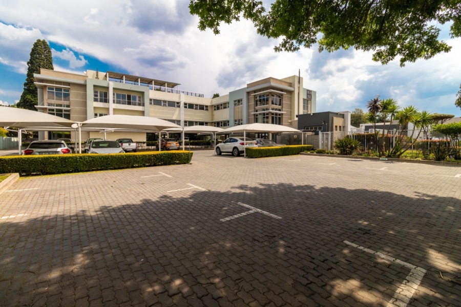 To Let commercial Property for Rent in Lakefield Gauteng