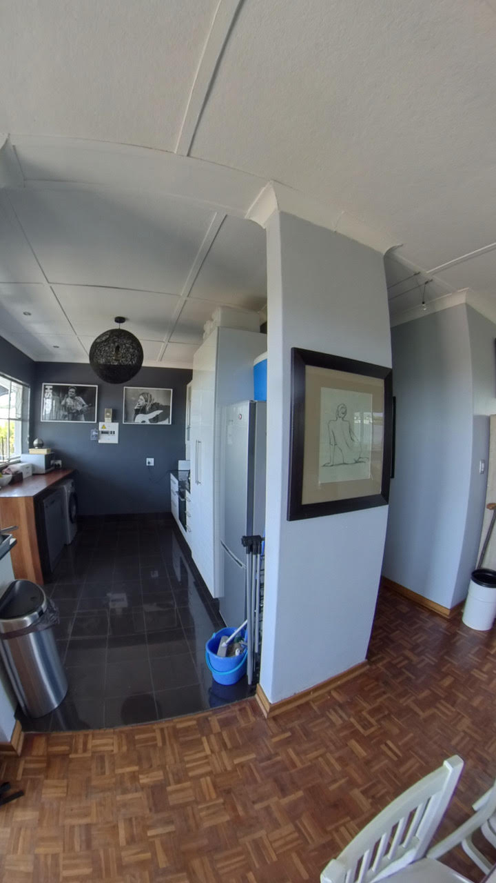 To Let 2 Bedroom Property for Rent in Craighall Park Gauteng