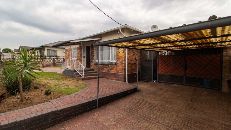 3 Bedroom Property for Sale in South Hills Gauteng