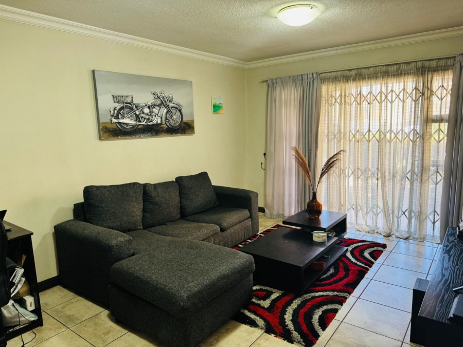 To Let 1 Bedroom Property for Rent in Halfway House Gauteng