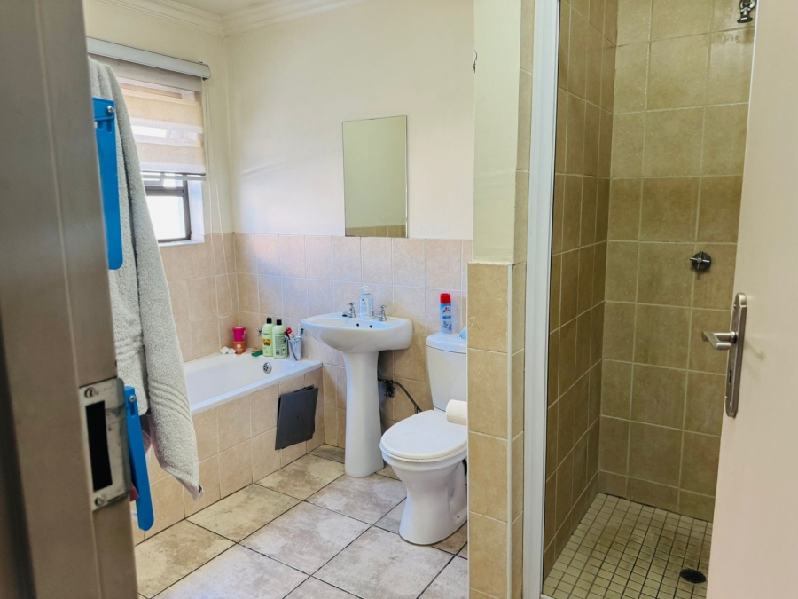 To Let 1 Bedroom Property for Rent in Halfway House Gauteng