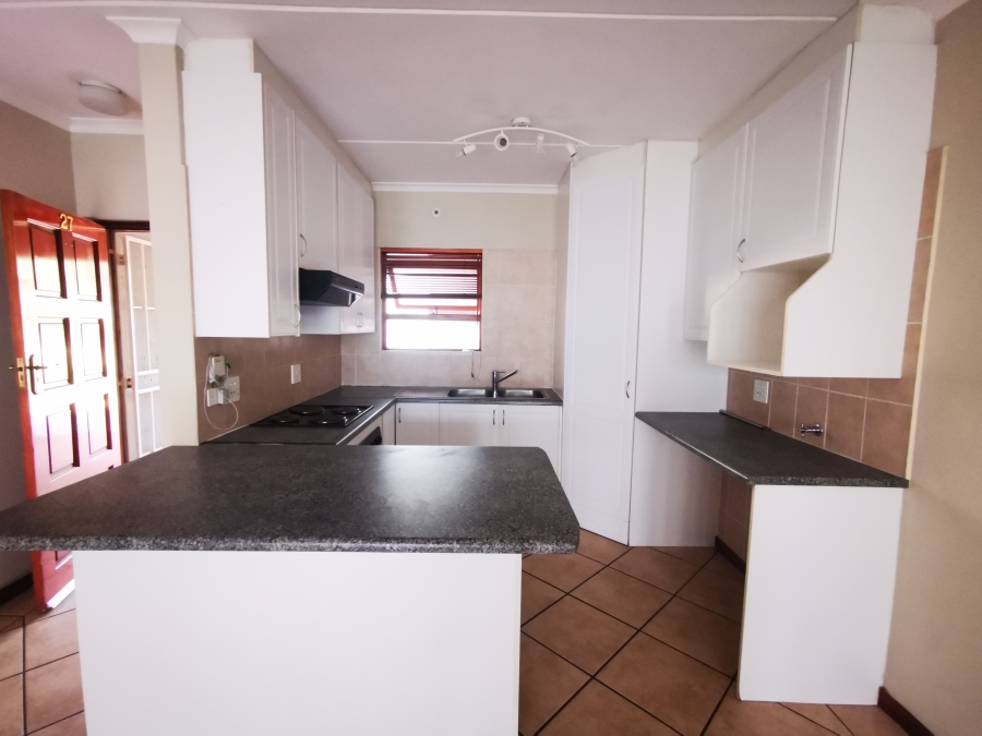 To Let 2 Bedroom Property for Rent in Bryanston Gauteng