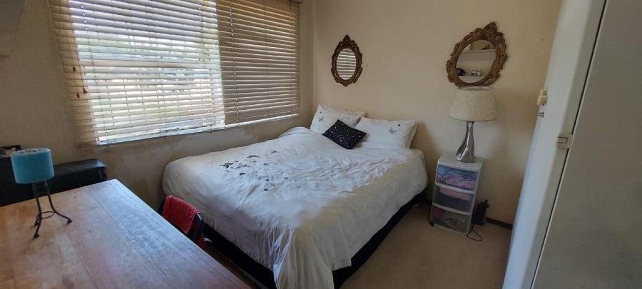 2 Bedroom Property for Sale in Weltevreden Gauteng