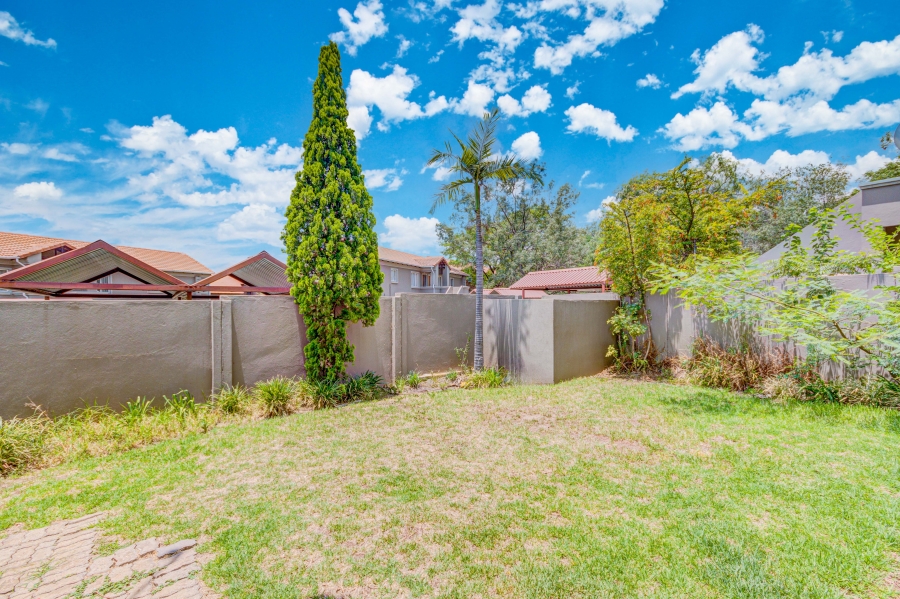 2 Bedroom Property for Sale in Vorna Valley Gauteng