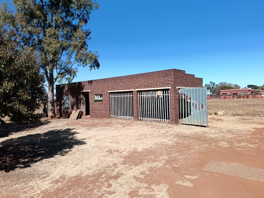 To Let 3 Bedroom Property for Rent in Kookrus Gauteng