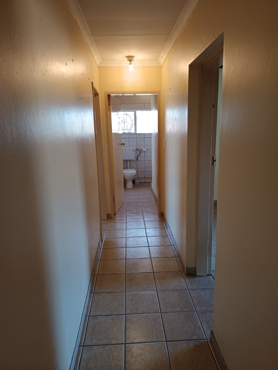 To Let 3 Bedroom Property for Rent in Kookrus Gauteng