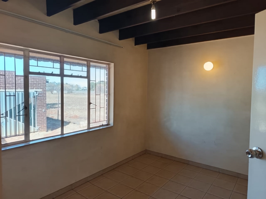 To Let 3 Bedroom Property for Rent in Kookrus Gauteng