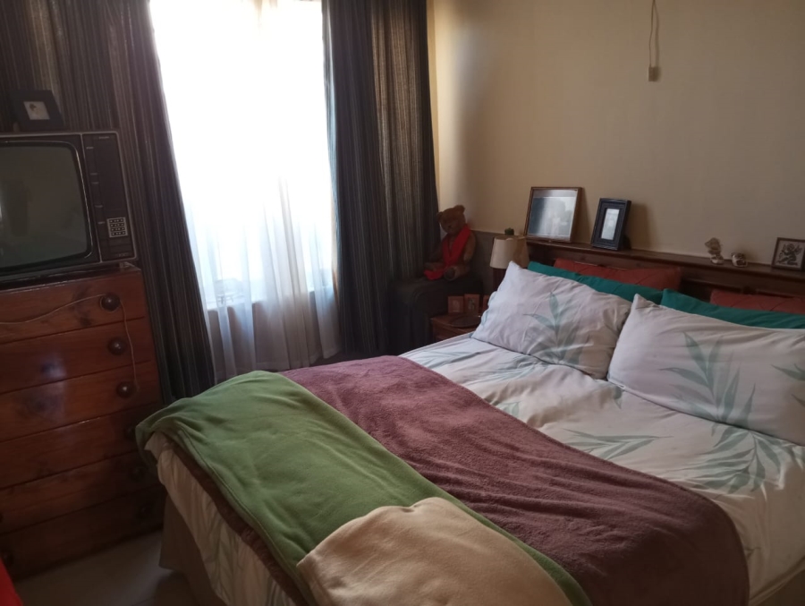 3 Bedroom Property for Sale in Kenmare Gauteng