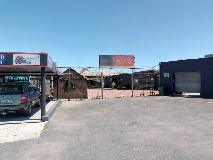 Commercial Property for Sale in Bredell Gauteng