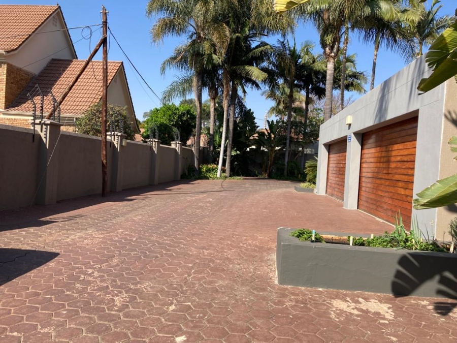 To Let 3 Bedroom Property for Rent in Brummeria Gauteng