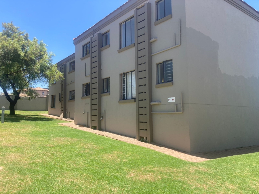 2 Bedroom Property for Sale in Willowbrook Gauteng