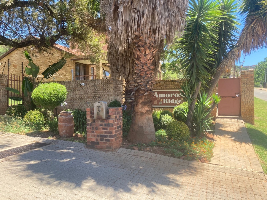 2 Bedroom Property for Sale in Amorosa Gauteng